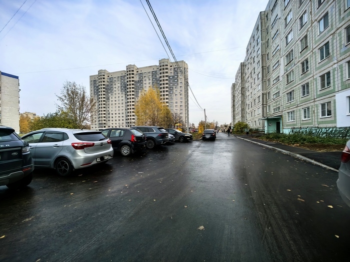 Еще один двор похорошел Еще один двор похорошел
