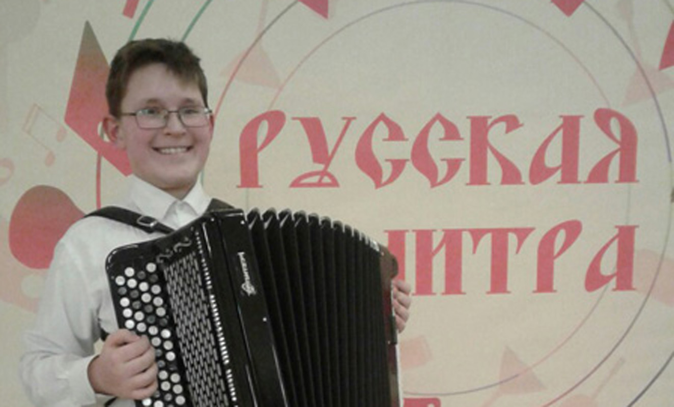 «И где это таких шикарных детей делают? Ах, в Коврове!»: 11-летний баянист на “Русской палитре”